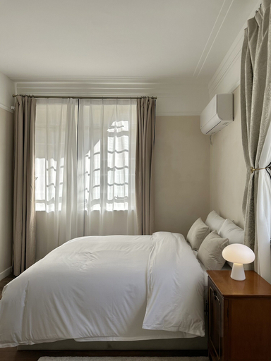 Bedroom 3, Shanghai Hills& Art Suite 15, Shanghai