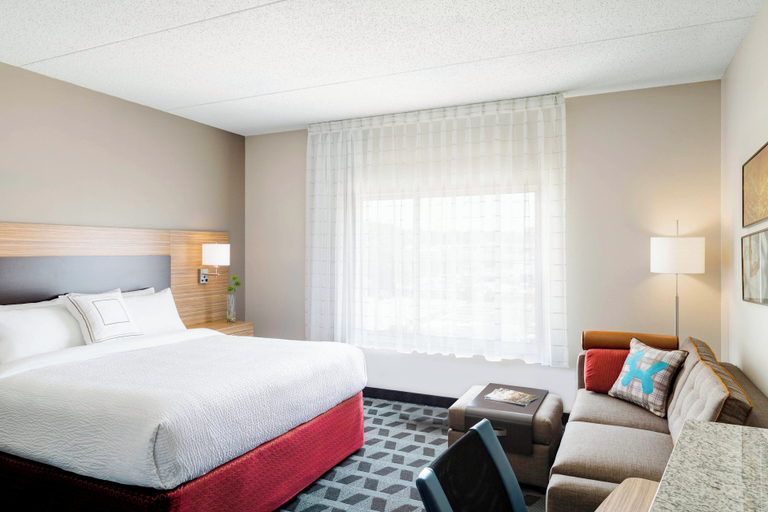 Bedroom 3, Towneplace Suites By Marriott Crown Point, Lake