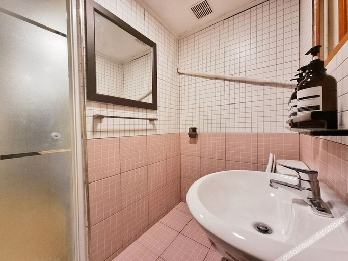 Bathroom 5, Carrot Hostel, Seodaemun