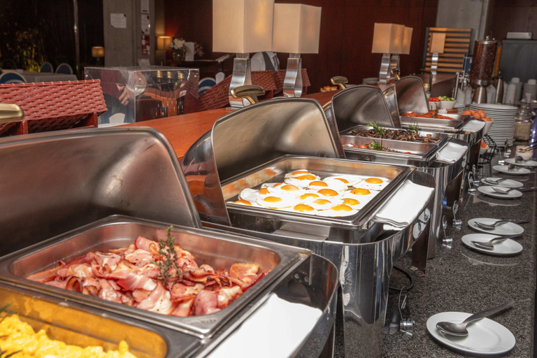 Food & Drinks 5, VIP Executive Art's Hotel, Lisbon