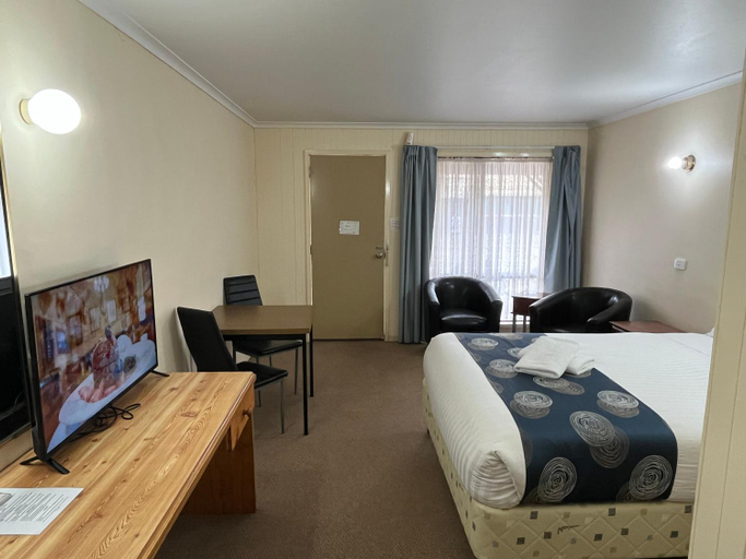 Bedroom 3, Barham Riverland Motel, Wakool