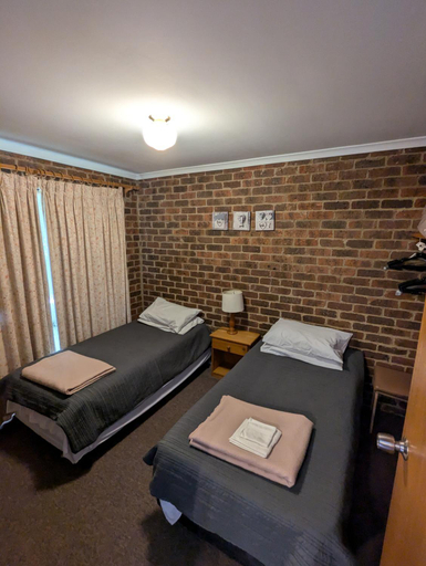 Others 1, Barham Colonial Motel, Wakool