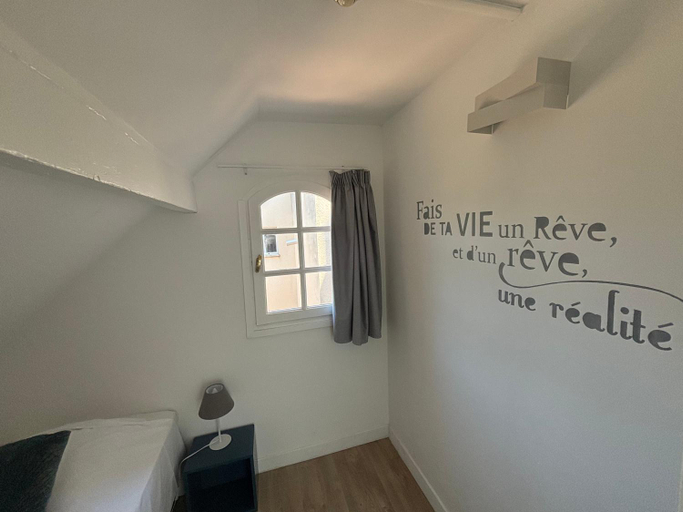Bedroom 4, La Voile, Var