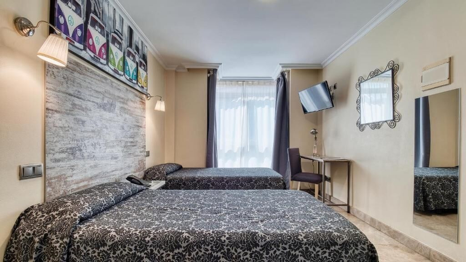 Bedroom 3, HOTEL CABALLERO ERRANTE, Madrid