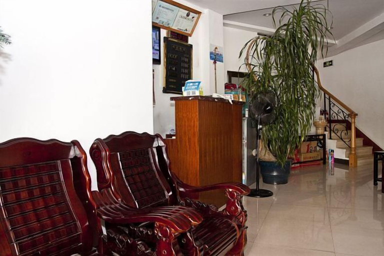 Others 4, Dongxiang Hostel, Shanghai