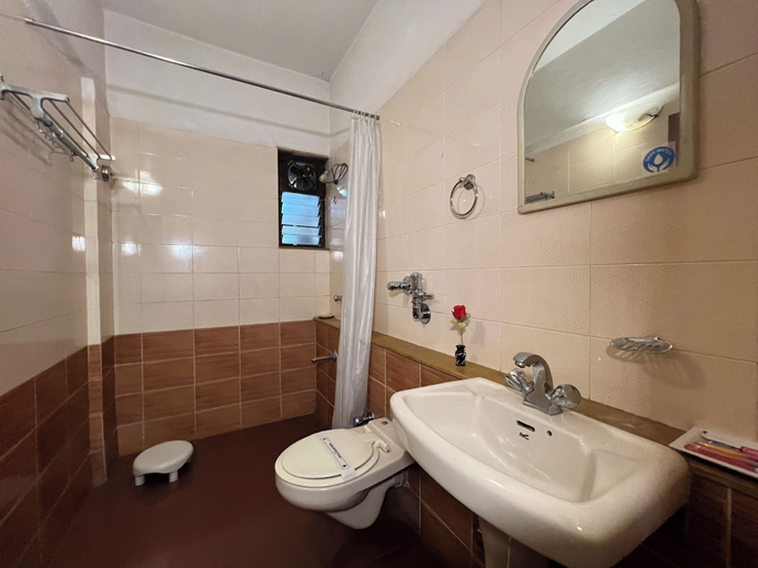 Bathroom 3, Konkan Crown Resort & Club Sawantwadi, Sindhudurg