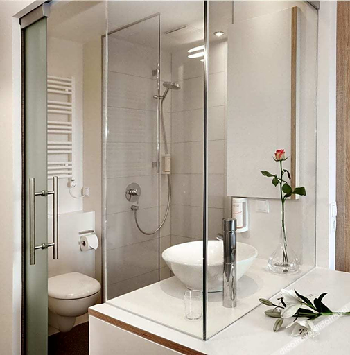 Bathroom 3, Best Motel, Landshut