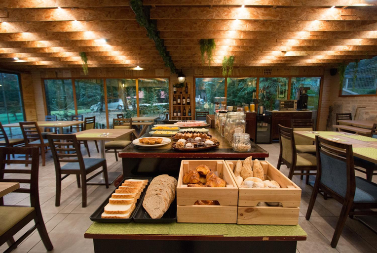 Food & Drinks 4, Quinta do Caminho, AL, Valença