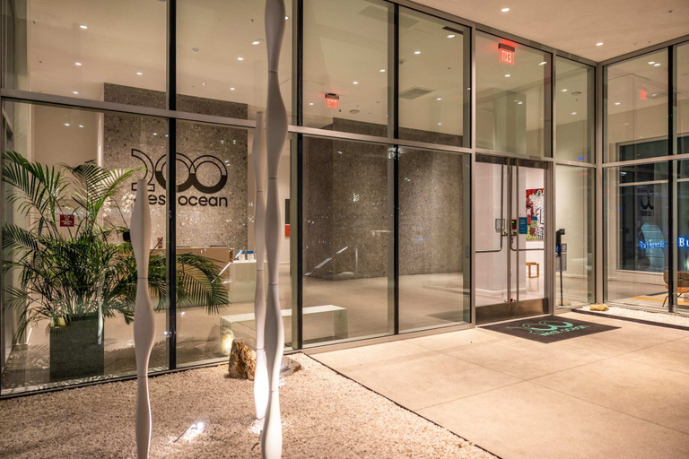 Exterior & Views 2, @marbella Lane - Chic 2BR Penthouse w/ Ocean Views, Los Angeles