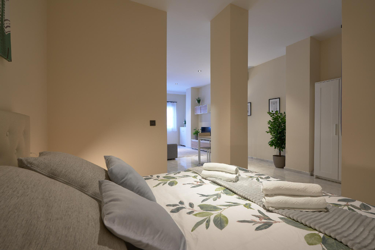 Others 4, Apartamento Tejares de Triana, Sevilla