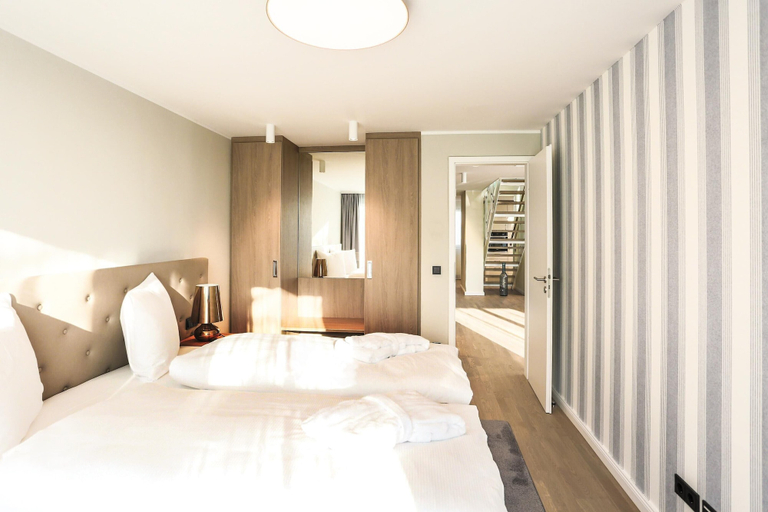 Room, Appartements im Maremuritz Yachthafen Resort, Mecklenburgische Seenplatte