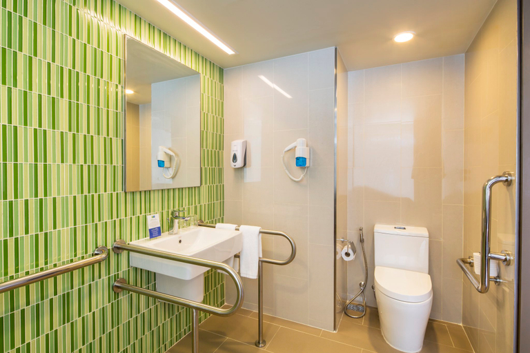 Bathroom 2