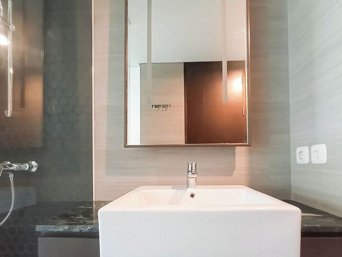 Bathroom 4, Studio at Skales Residence Near Bali Collection, Badung