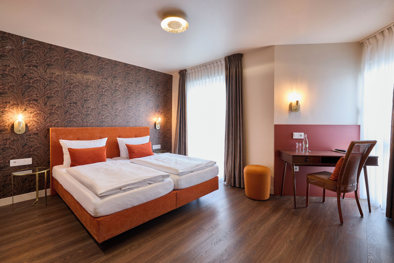 Bedroom 5, Stadthotel, Kaiserslautern