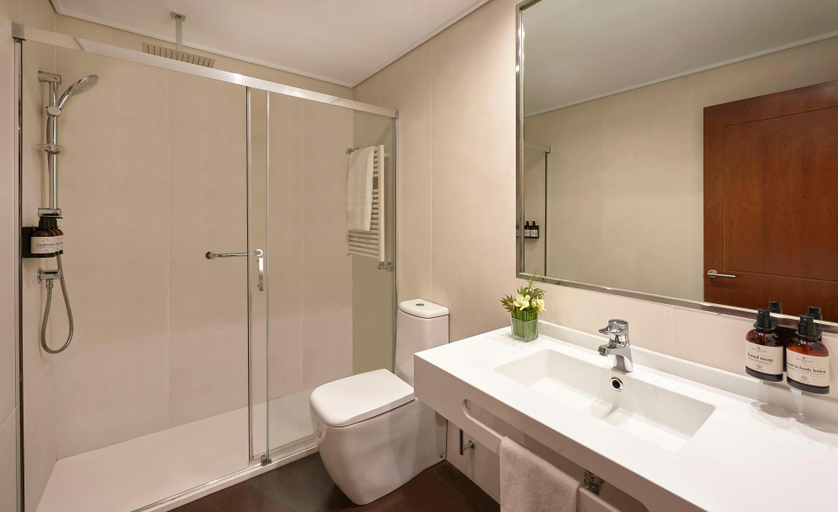 Bathroom 4, NH Collection Vigo, Pontevedra