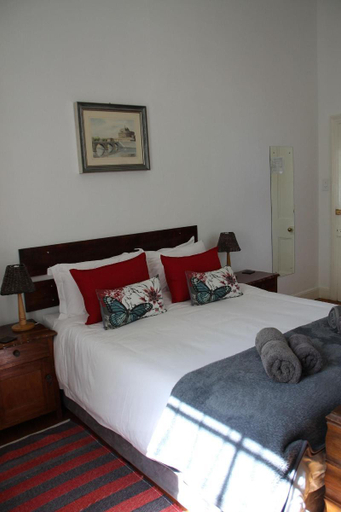 Bedroom, Petal's Place, Cape Winelands