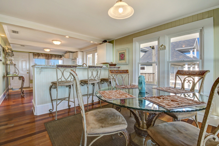 Food & Drinks, Rustic Ocean Front Cottage by RedAwning, Nassau