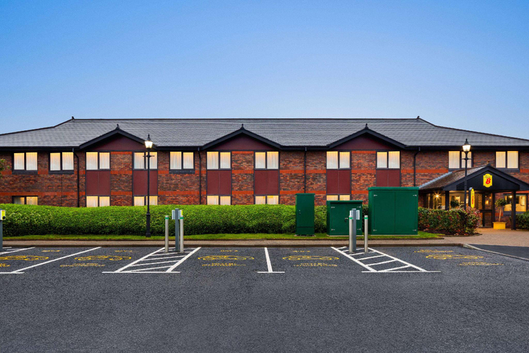 Others 4, Super 8 by Wyndham Durham, Durham