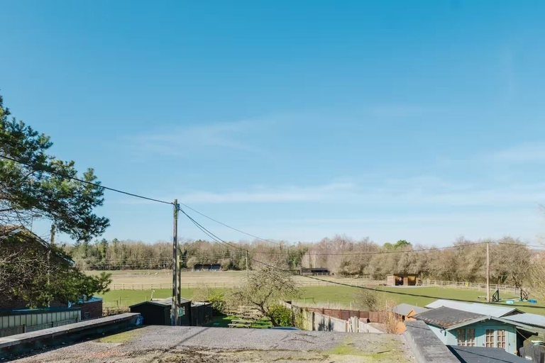 Others 5, Idyllic Foodie Retreat above Silks Pub, Wiltshire