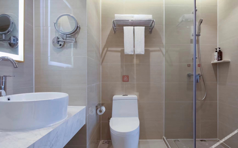 Bathroom, Vienna Hotel Changsha Yuelu Mountian University Town Xihu Park, Changsha