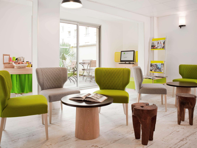 Public Area 3, ibis Styles Paris Buttes Chaumont, Paris