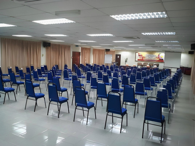 Business Facilities, Felda Residence Tekam Pahang, Jerantut