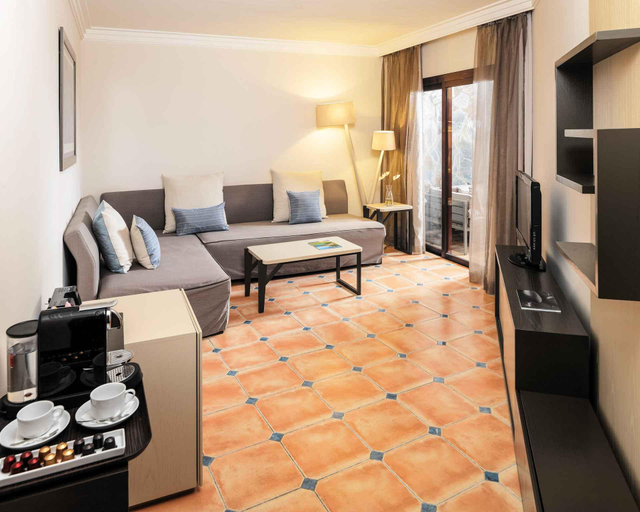 Bedroom 3, H10 Playa Meloneras Horizons Collection, Las Palmas