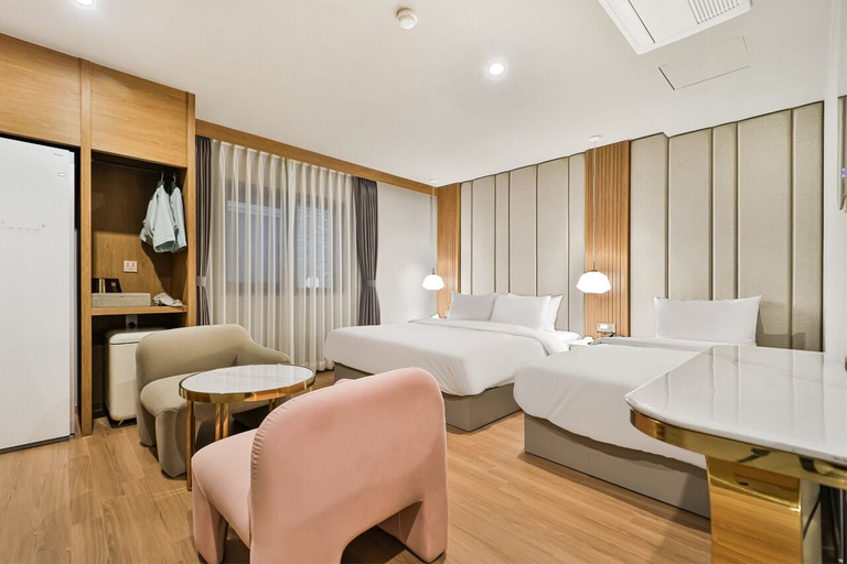 Bedroom 3, Grandis Hotel, Gimhae