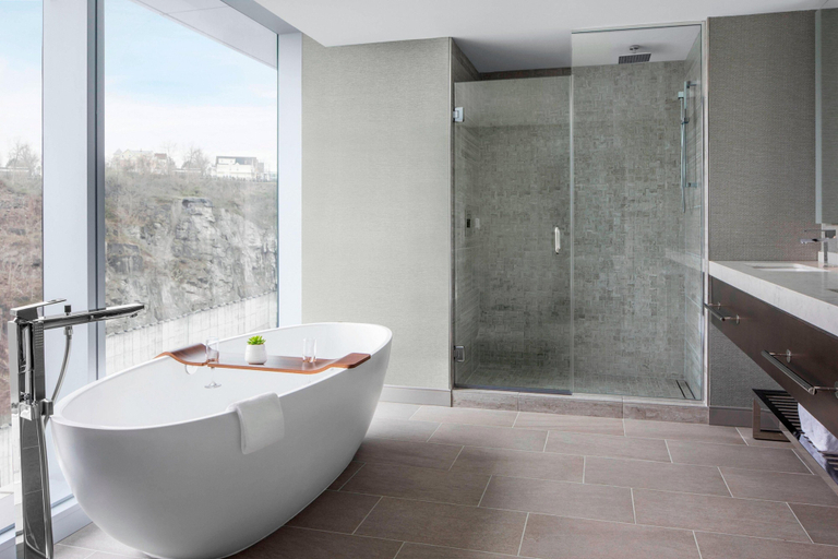 Bathroom 3, Envue, Autograph Collection, Hudson