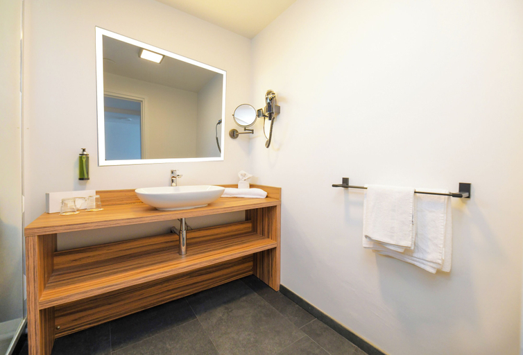 Bathroom 5, Carayou Hôtel & Spa, Les Trois-Îlets
