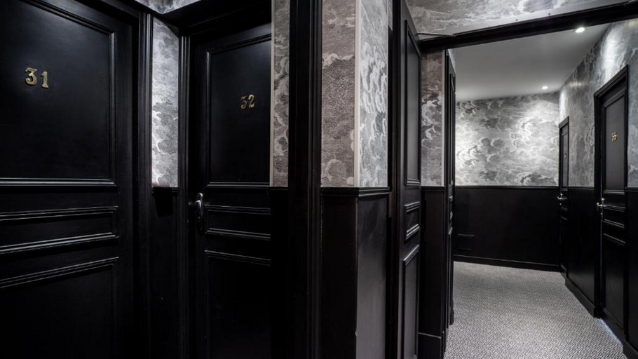 Public Area 2, Hotel Royal Opera, Paris
