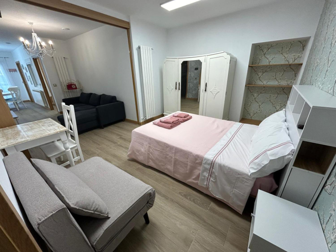 Others 4, Apartamentos Torres del Milladoiro, A Coruña
