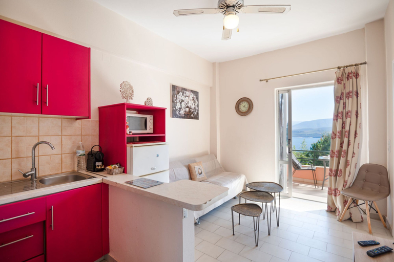 Private kitchen, Agrili in Corfu With 2 Bedrooms and 1 Bathrooms, Ionian Islands