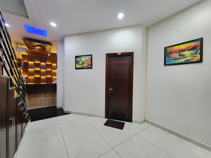 Others 5, Raina's BnB, Solan