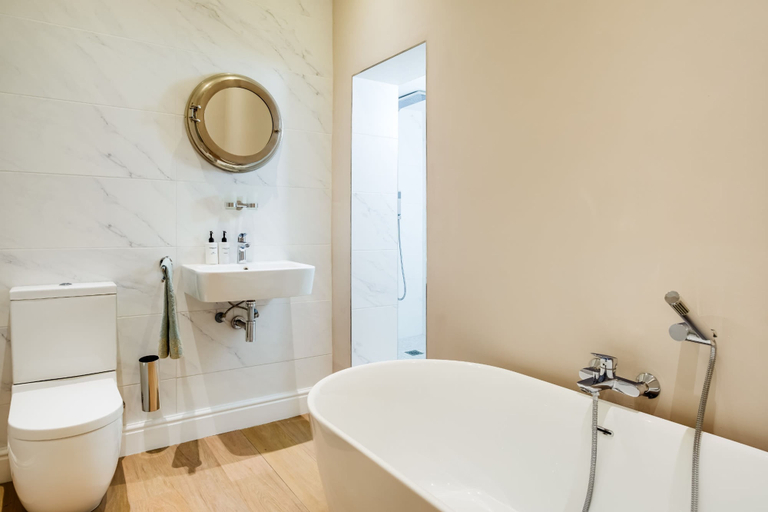 Bathroom 4, Elegant Charm Retreat Central Treasure, City of Cape Town