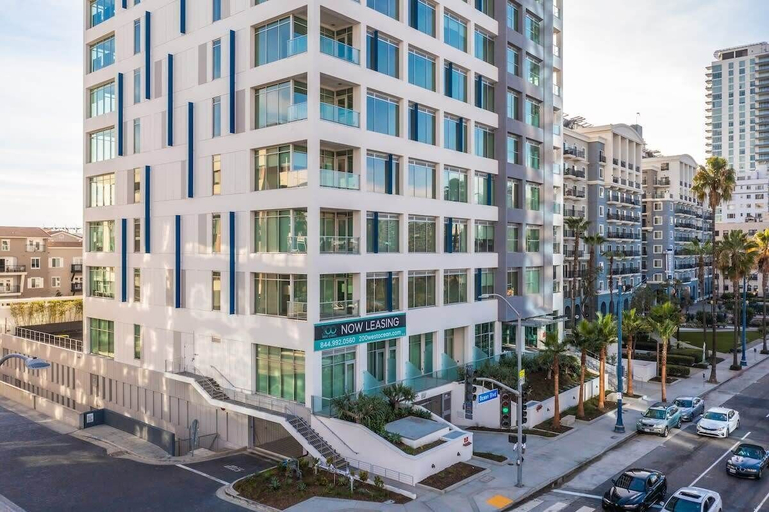 Exterior & Views 2, @ Marbella Lane - Sleek Corner Ocean View, Los Angeles