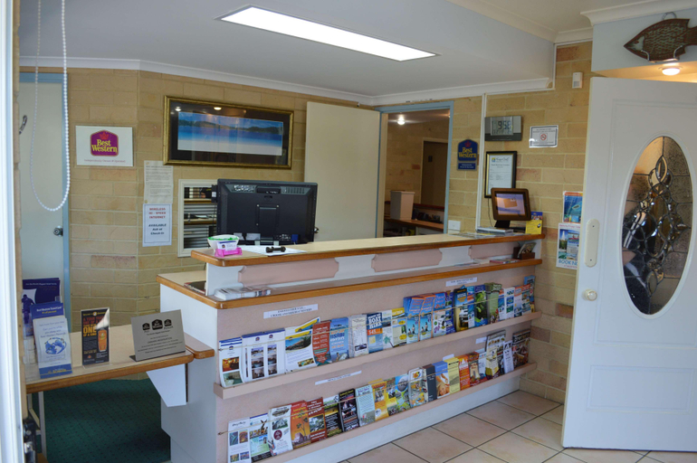 Public Area 2, Ambassador Motor Lodge, Hervey Bay - Pt A
