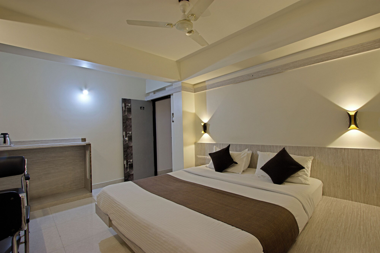 Bedroom 2, MANNARS RESIDENCY, Mysore