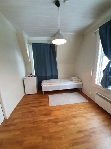 Others 4, Home Express, Asker