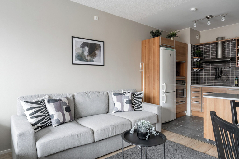 Others 5, 1BR Apt and Balcony next to Railway Station, Pirkanmaa