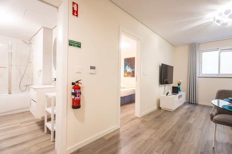Room 5, Funchal Essence by Atlantic Holiday, Funchal