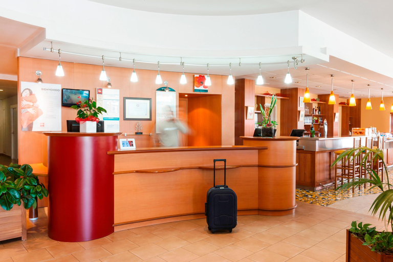 Public Area 2, ibis Valencia Bonaire Airport, Valencia