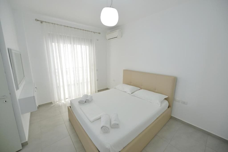 Bedroom 3, ApartHotel Miramare Sarande, Sarandës