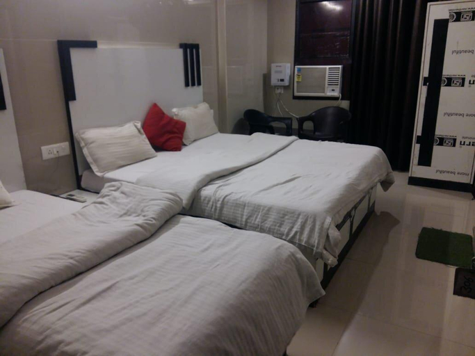 Others 4, HOTEL SHIVA, Hardwar
