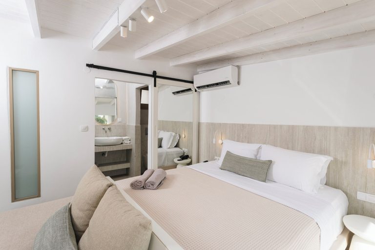 Bedroom 3, Nusa Suites & Villas, Central Macedonia