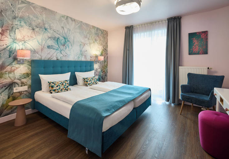 Bedroom 4, Stadthotel, Kaiserslautern