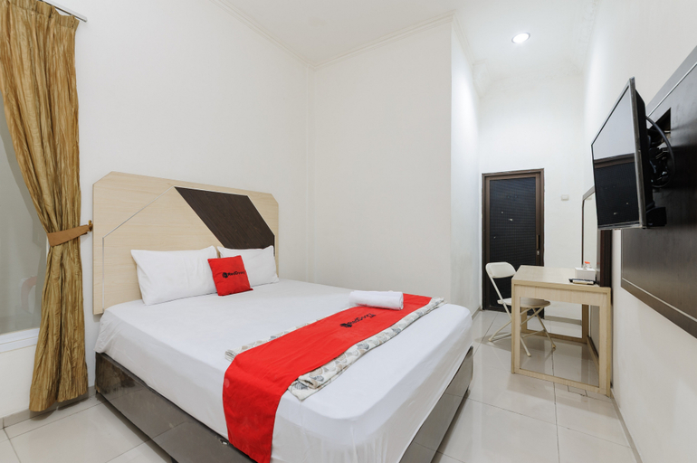 Photos of RedDoorz @ Jatiwaringin near Exit Toll Pondok Gede