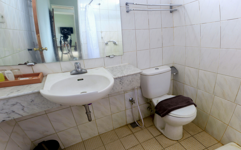 Bathroom 4, Amanda Hills Bandungan, Semarang