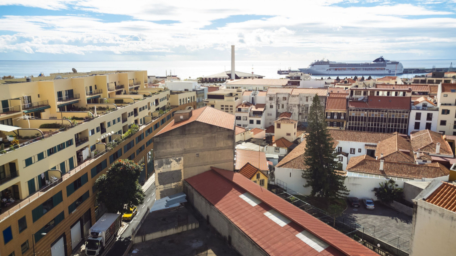 Room 4, Funchal Essence by Atlantic Holiday, Funchal
