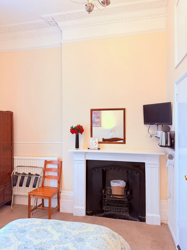 Others 5, Europa House Hotel, London